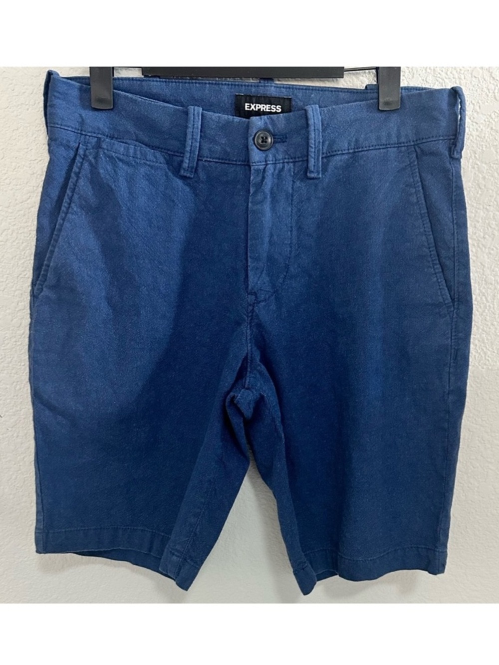 Men’s Express Classic Stretch Blue Shorts At the Knee Size 28